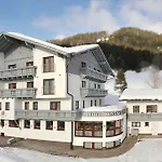 Sonnschupfer 4*