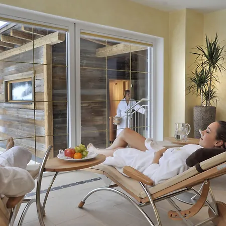 Sonnschupfer Hotel 4*