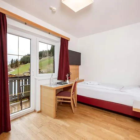 Sonnschupfer Hotel 4*
