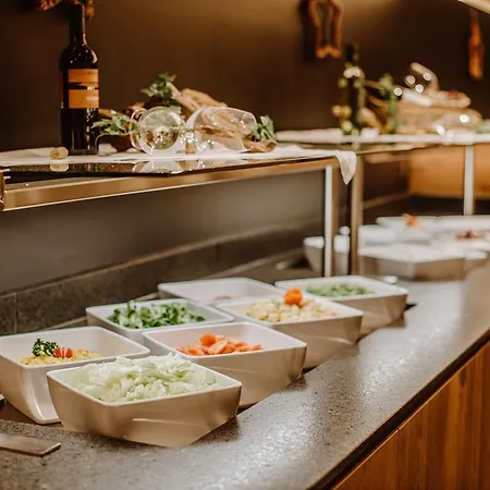 Sonnschupfer Hotel 4*