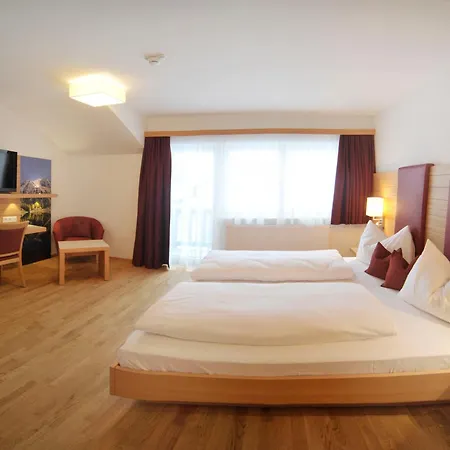 Sonnschupfer Hotel 4*